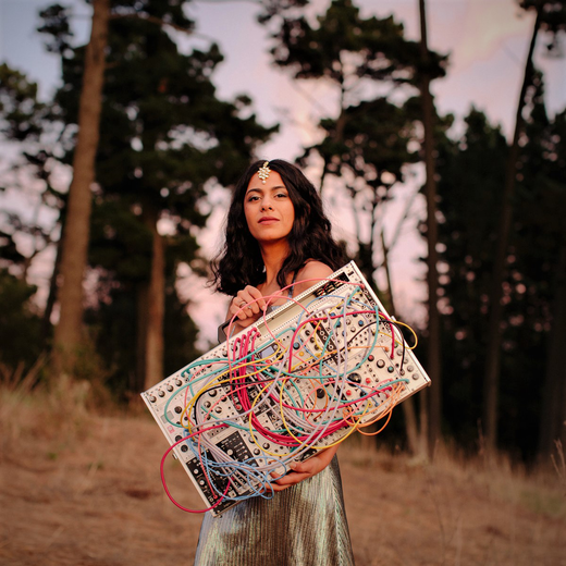 Arushi Jain — „Under the Lilac Sky“ (July 9th, 2021) Arushi Jain — „Under the Lilac Sky“ (July 9th, 2021)